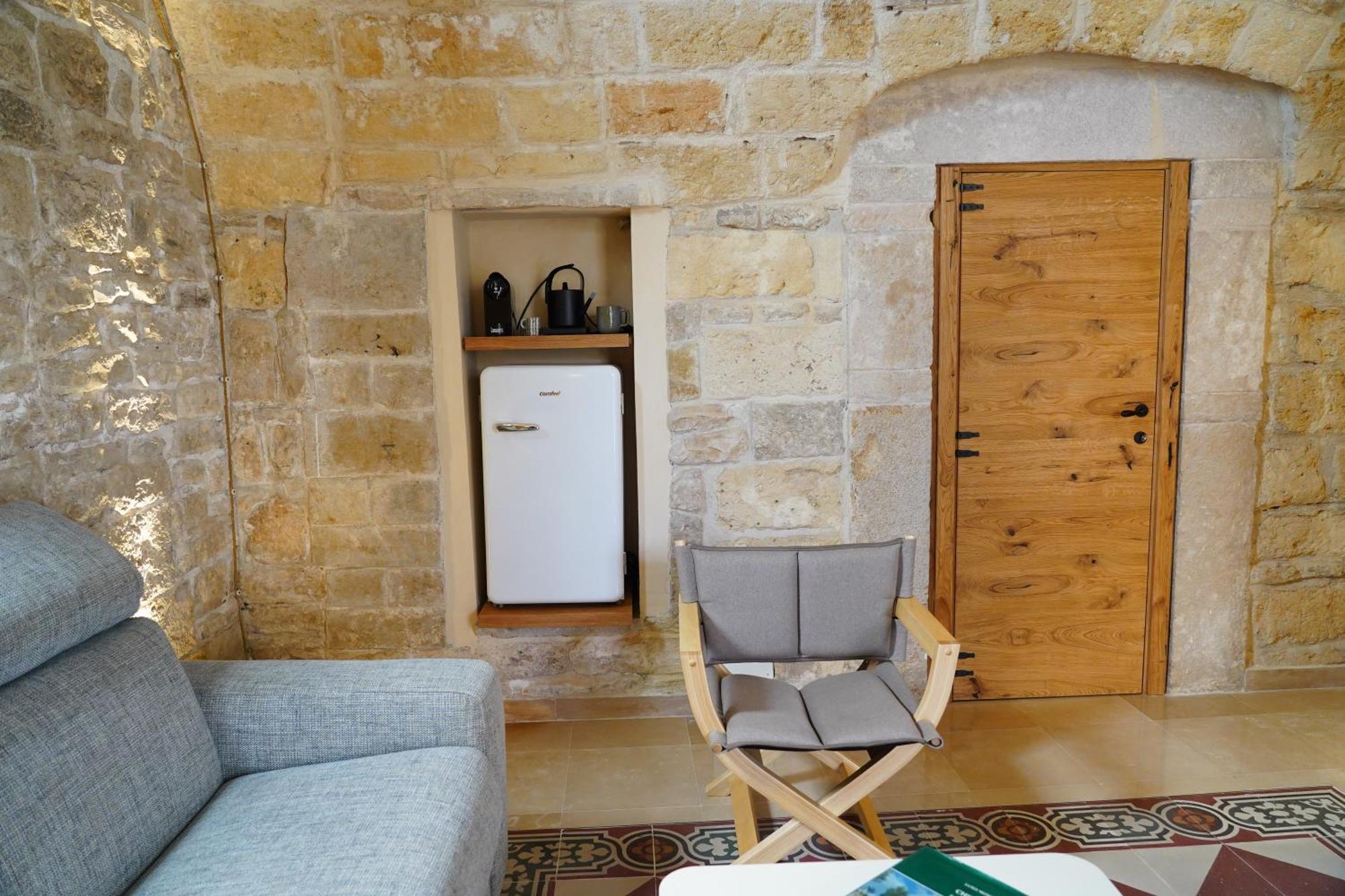 Terra Di Trani Hotel Екстериор снимка